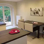 Lille Hus 아파트 Böhl