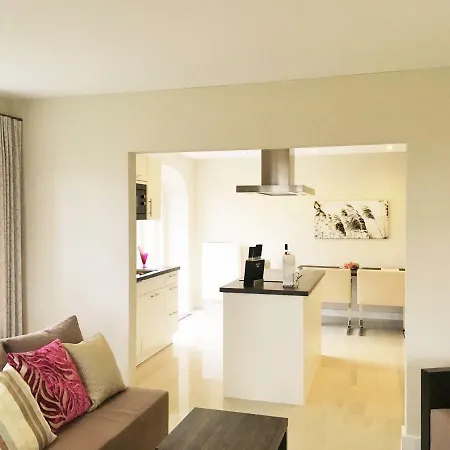 Lille Hus * Bohl